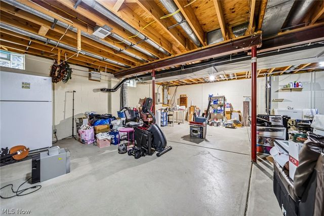 10830 Lakebrook Drive, Kirtland, OH 44094