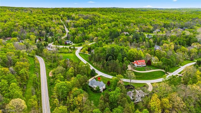 10830 Lakebrook Drive, Kirtland, OH 44094