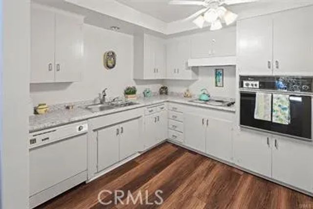 1360 Shadow Lane G, Fullerton, CA 92831