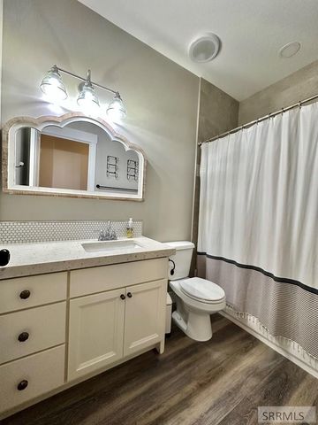 2737 Pinfire Creek, Ammon, ID 83406