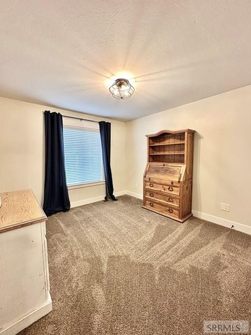 2737 Pinfire Creek, Ammon, ID 83406