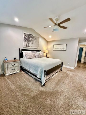 2737 Pinfire Creek, Ammon, ID 83406