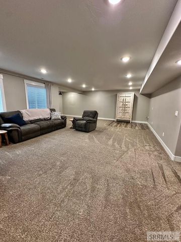 2737 Pinfire Creek, Ammon, ID 83406