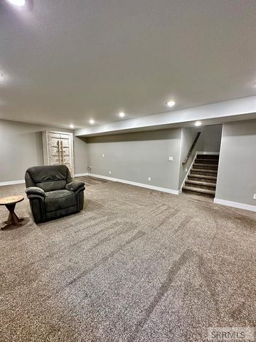 2737 Pinfire Creek, Ammon, ID 83406