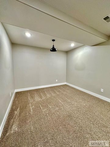 2737 Pinfire Creek, Ammon, ID 83406