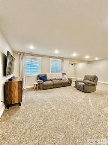 2737 Pinfire Creek, Ammon, ID 83406