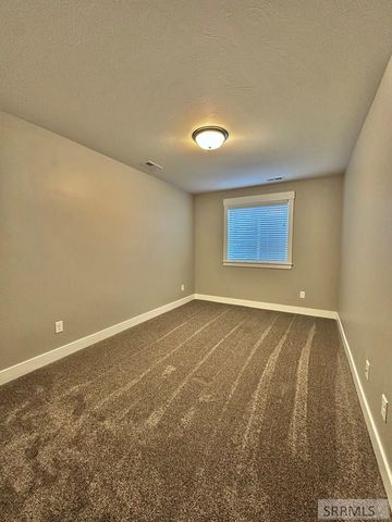 2737 Pinfire Creek, Ammon, ID 83406