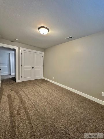 2737 Pinfire Creek, Ammon, ID 83406