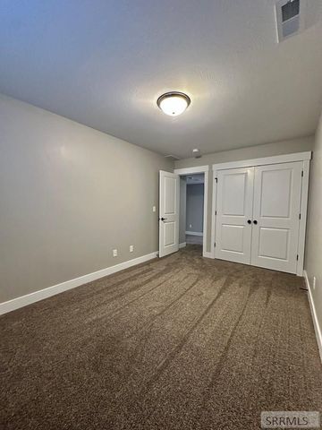 2737 Pinfire Creek, Ammon, ID 83406