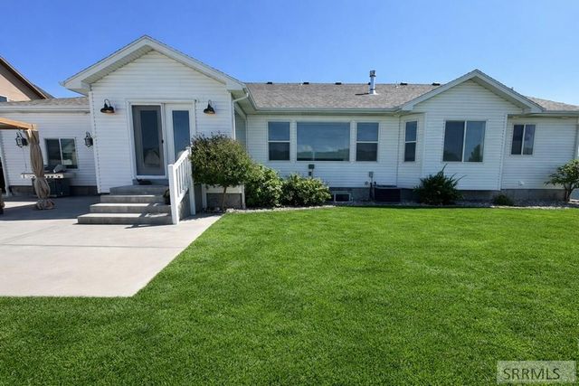 2737 Pinfire Creek, Ammon, ID 83406