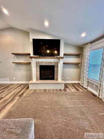 2737 Pinfire Creek, Ammon, ID 83406