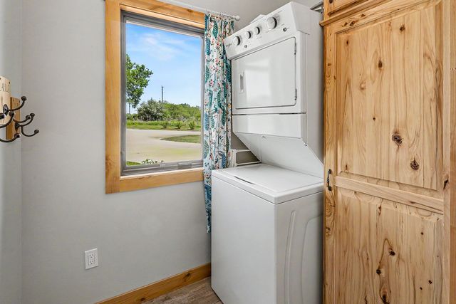 1748 Jesup Drive, Knoxville, IA 50138