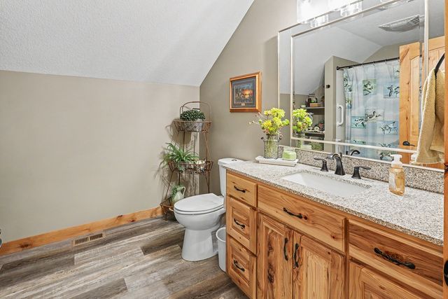 1748 Jesup Drive, Knoxville, IA 50138