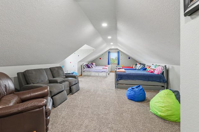 1748 Jesup Drive, Knoxville, IA 50138