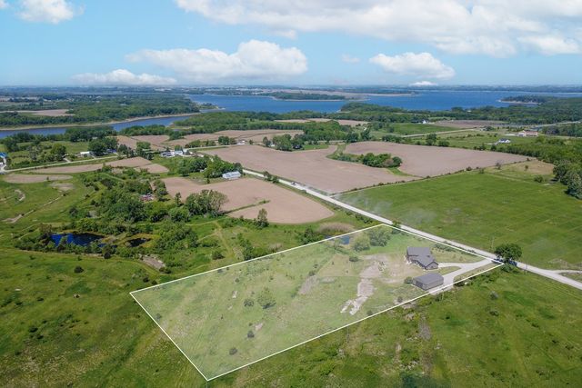 1748 Jesup Drive, Knoxville, IA 50138