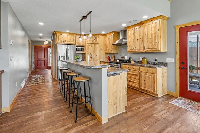 1748 Jesup Drive, Knoxville, IA 50138