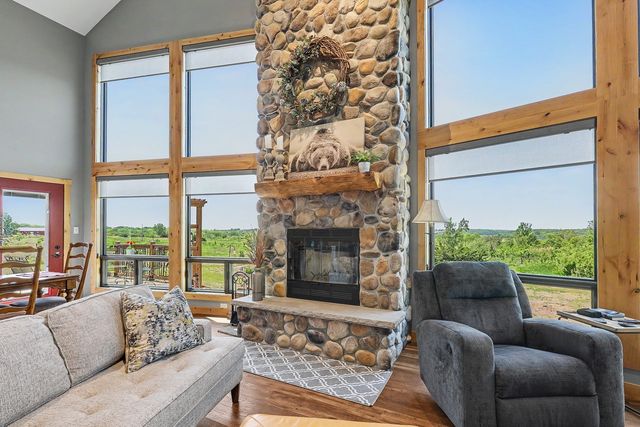 1748 Jesup Drive, Knoxville, IA 50138