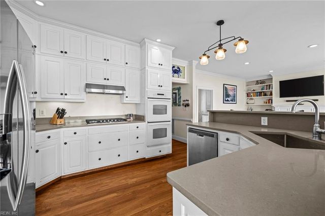 200 Congress AVE, Hampton, VA 23669