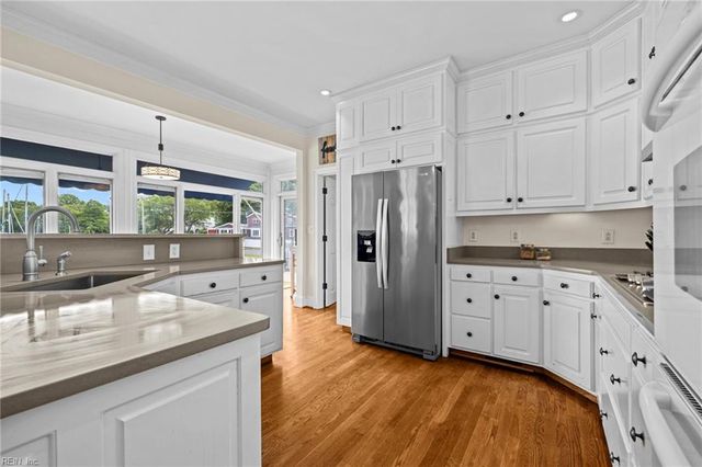 200 Congress AVE, Hampton, VA 23669