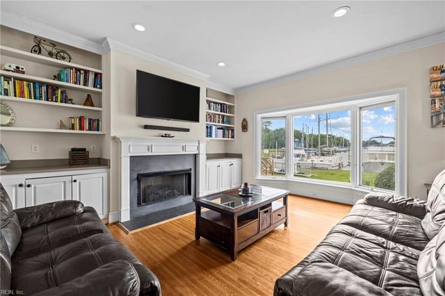 200 Congress AVE, Hampton, VA 23669