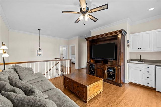 200 Congress AVE, Hampton, VA 23669
