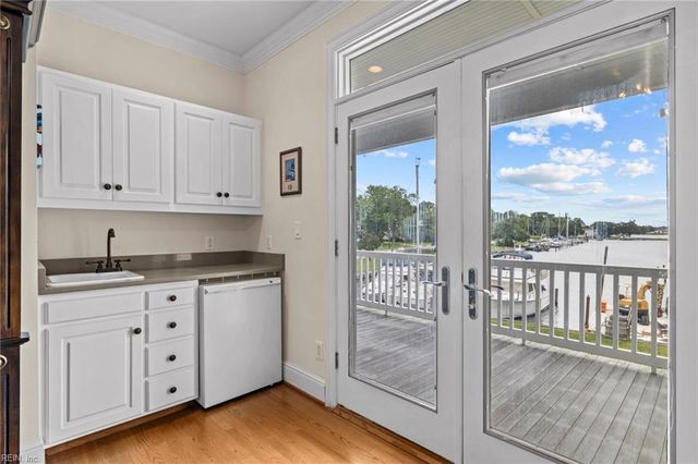 200 Congress AVE, Hampton, VA 23669