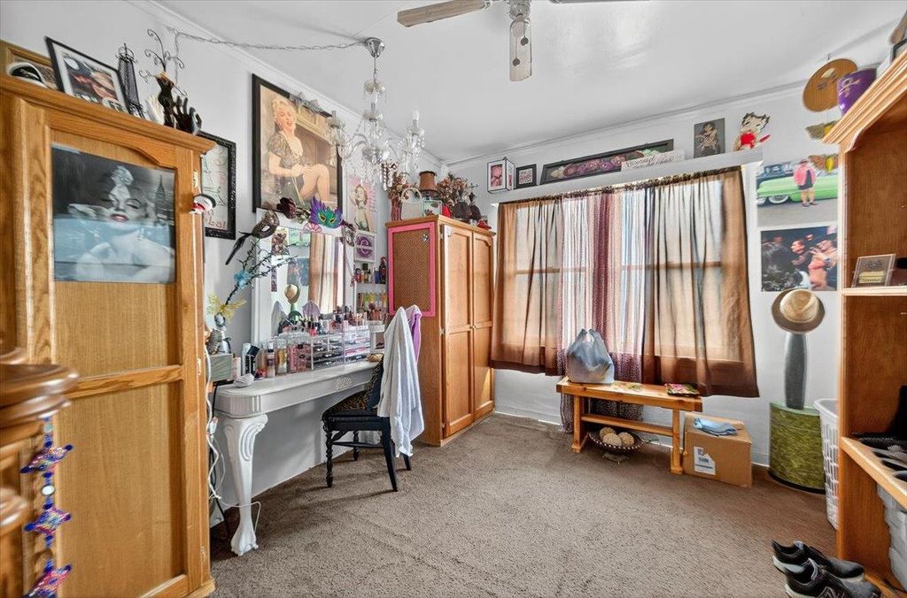 Image 34 of property listing at 630 S Fruit Avenue, Fresno, CA 93706