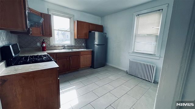 152 LINWOOD Avenue, Bogota, NJ 07603