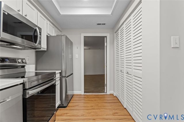 1530 Patriot Cir, Glen Allen, VA 23059