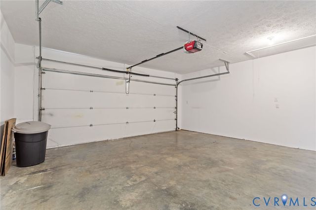 1530 Patriot Cir, Glen Allen, VA 23059