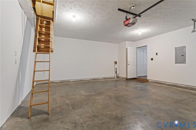 1530 Patriot Cir, Glen Allen, VA 23059