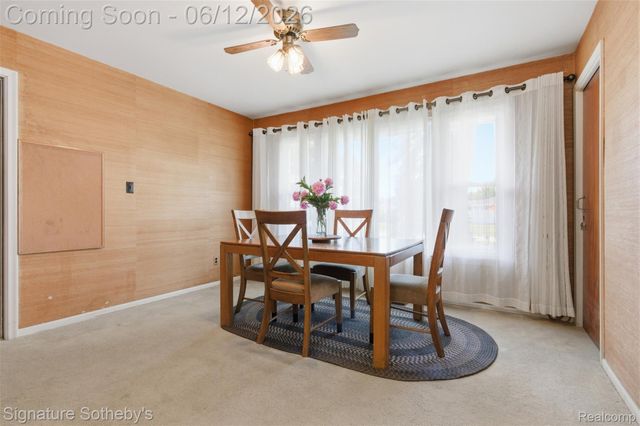 6344 Campus Drive, Dearborn Heights, MI 48127