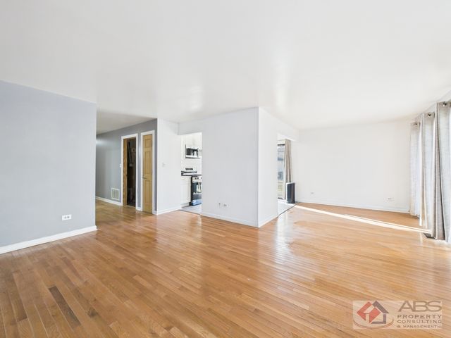 4116 192nd Court 211, Country Club Hills, IL 60478