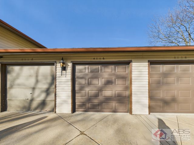4116 192nd Court 211, Country Club Hills, IL 60478