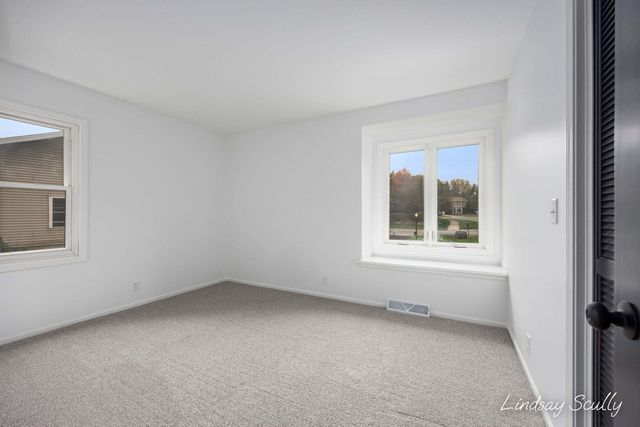 2085 Jamestown Drive Se, City Of Kentwood, MI 49508