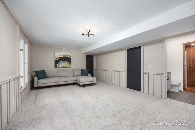 2085 Jamestown Drive Se, City Of Kentwood, MI 49508
