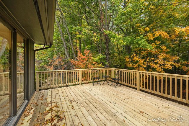 2085 Jamestown Drive Se, City Of Kentwood, MI 49508