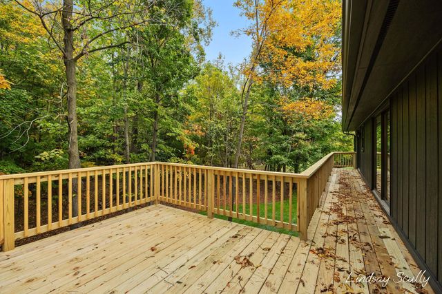 2085 Jamestown Drive Se, City Of Kentwood, MI 49508
