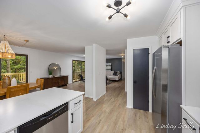 2085 Jamestown Drive Se, City Of Kentwood, MI 49508