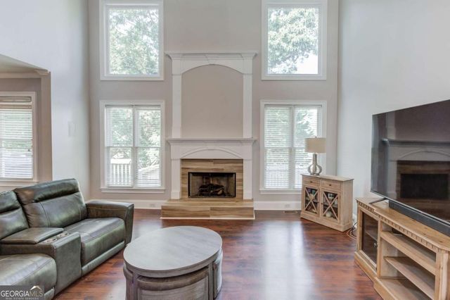 5111 Cabot Creek Drive, Buford, GA 30518