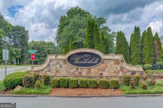 5111 Cabot Creek Drive, Buford, GA 30518