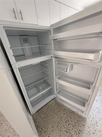 926 NW 5th St 2, Miami, FL 33128