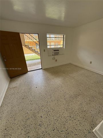 926 NW 5th St 2, Miami, FL 33128
