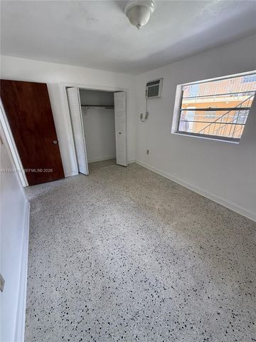 926 NW 5th St 2, Miami, FL 33128