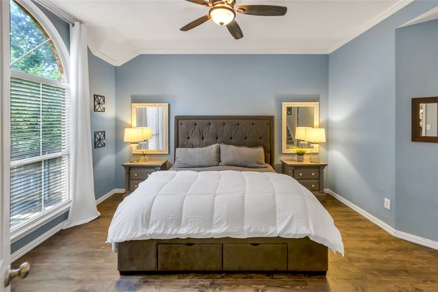 2807 Stonehurst Drive, Grapevine, TX 76051