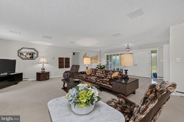 4212 DUSTIN RD, Burtonsville, MD 20866