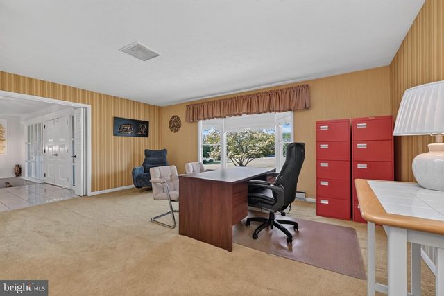 4212 DUSTIN RD, Burtonsville, MD 20866