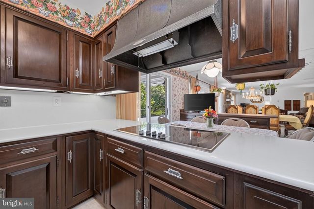 4212 DUSTIN RD, Burtonsville, MD 20866