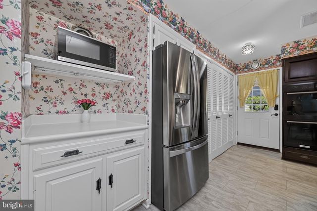 4212 DUSTIN RD, Burtonsville, MD 20866