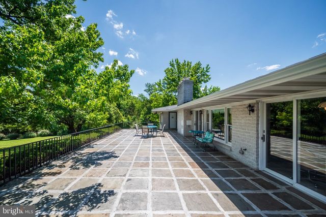 4212 DUSTIN RD, Burtonsville, MD 20866